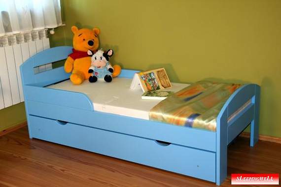 Torsten łóżko sosnowe z szufladą dla dzieci 80x180, z materacem kokosowym i gryką