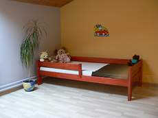 Portek łóżko sosnowe dla dzieci 80x160, z materacem piankowym