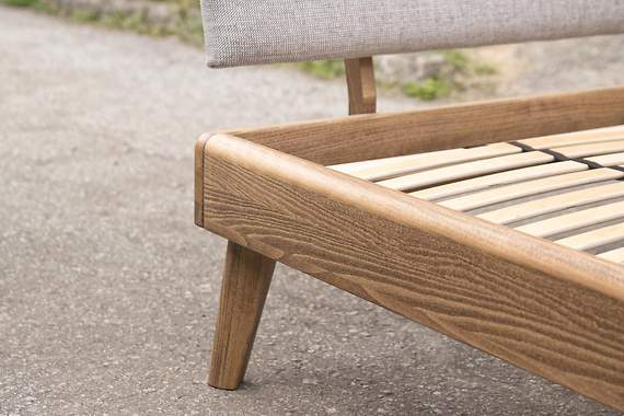 Lotar łoże zbudowane z litego drewna dębowego 90x200 cm, impregnacja szlachetnym woskiem