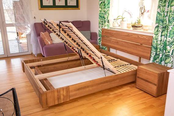 Generald łóżko z pojemnikiem drewna bukowego, rozmiar 140x200